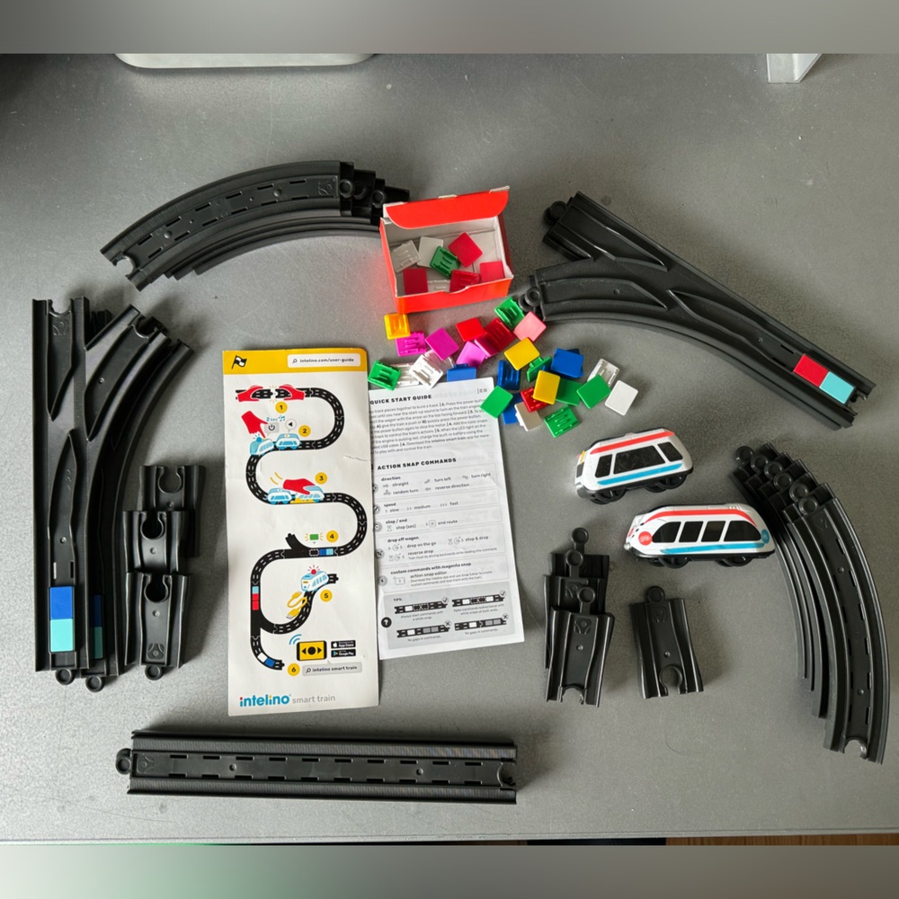 Intelino Smart Train Set